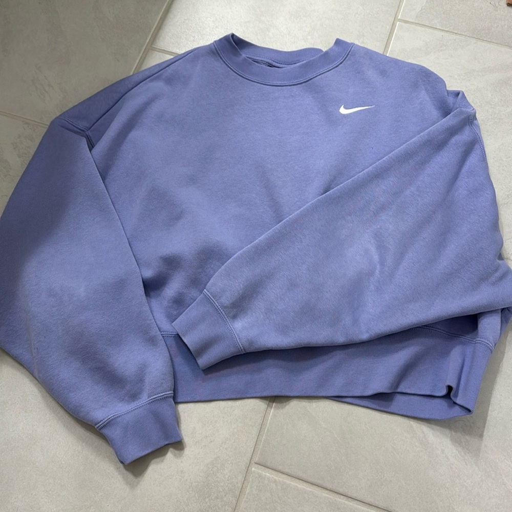Nike oversized crew neck sweatshirt fleece
